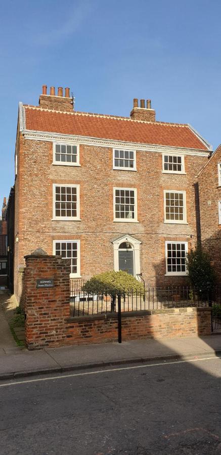 14 St Saviours Place, York Bagian luar foto